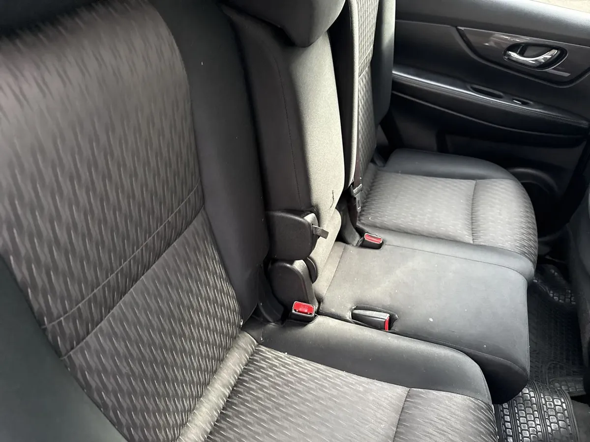 Nissan X-Trail 2.5 Sense 4x2 3row Cvt At 5p año 2021