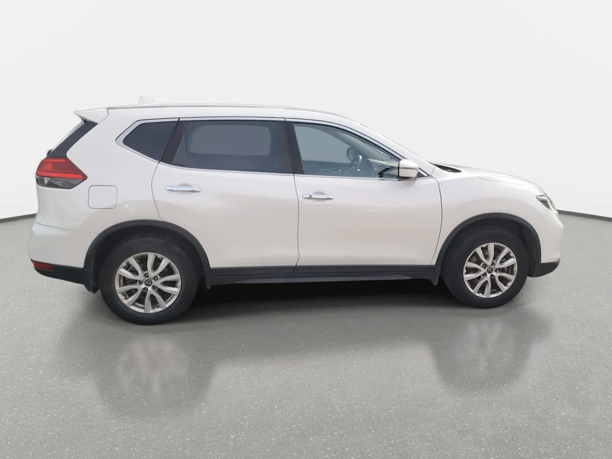 Nissan X-Trail 2.5 Sense Mc 4x2 3row Cvt At 5p año 2021