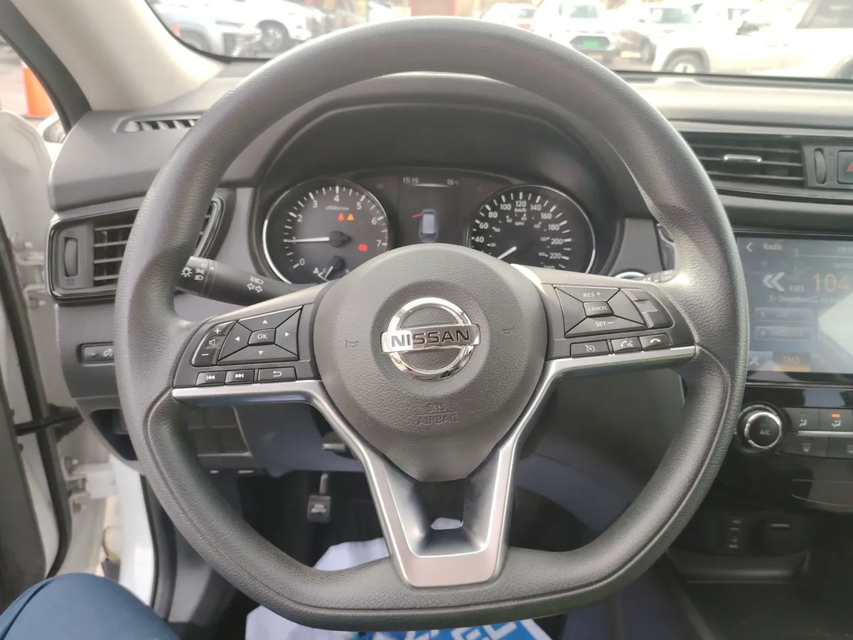 Nissan X-Trail 2.5 Sense Mc 4x2 3row Cvt At 5p año 2021