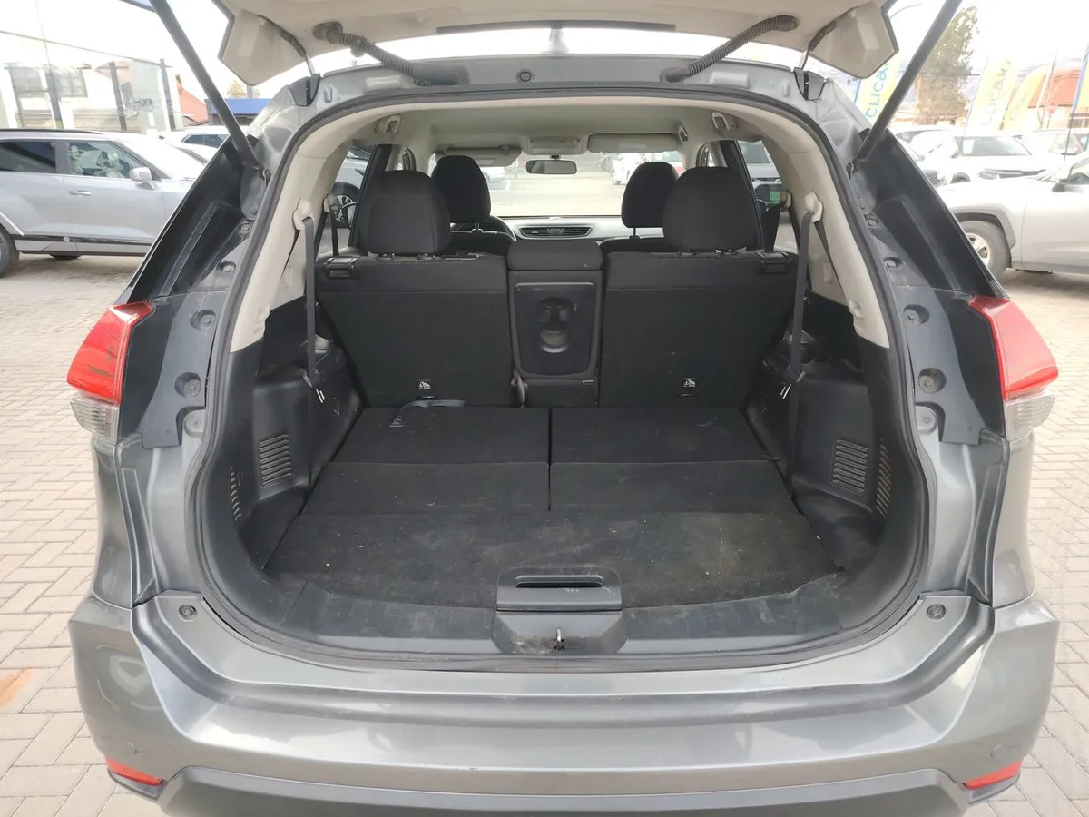 Nissan X-Trail 2.5 Sense 4x2 Cvt At 5p año 2018