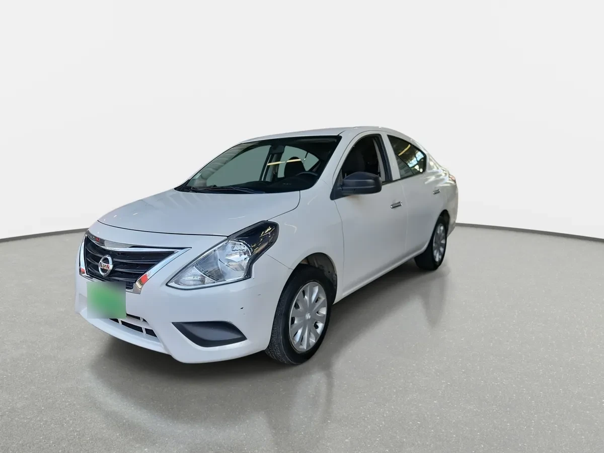 Nissan Versa 1.6 Sense 4x2 Mt 4p año 2021