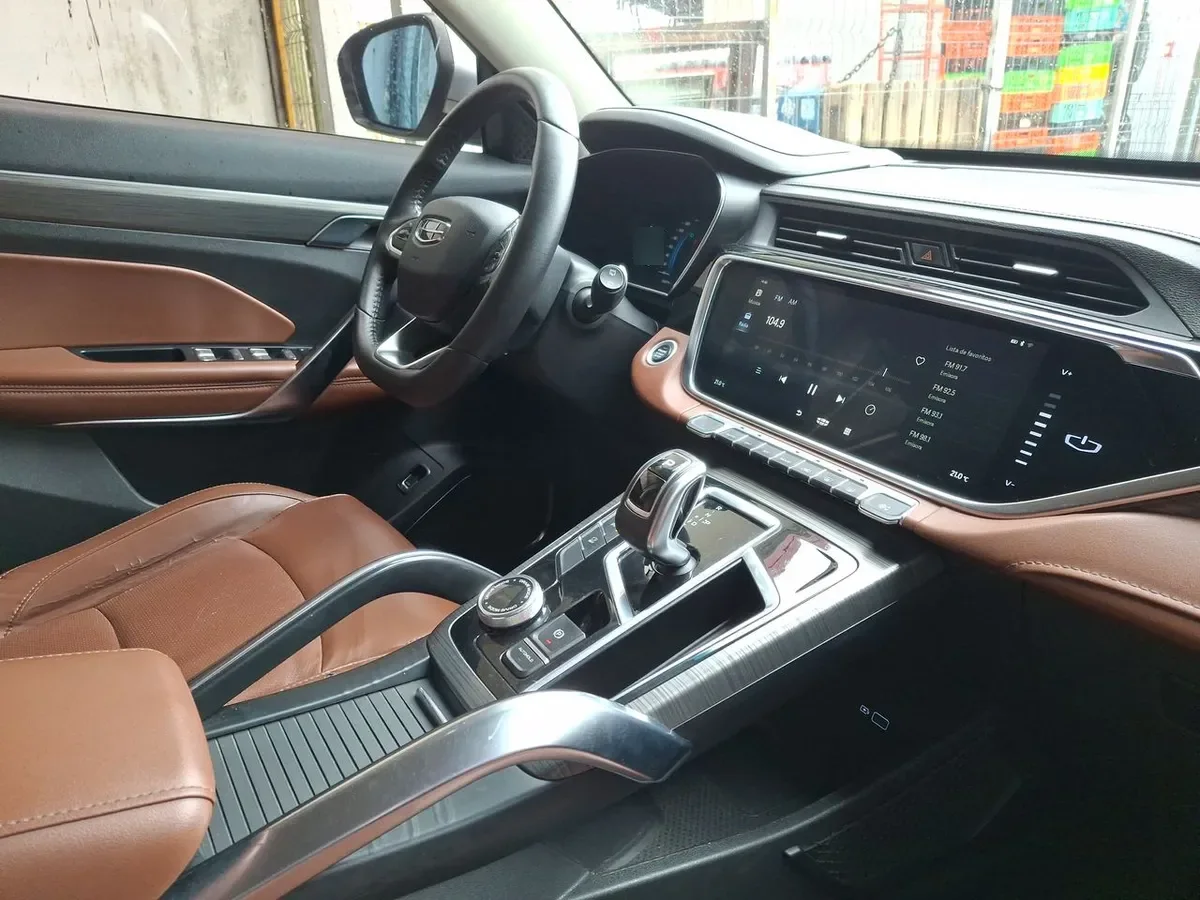 Geely Azkarra 1.5t Luxury 4x4 Dct 7at 5p año 2023