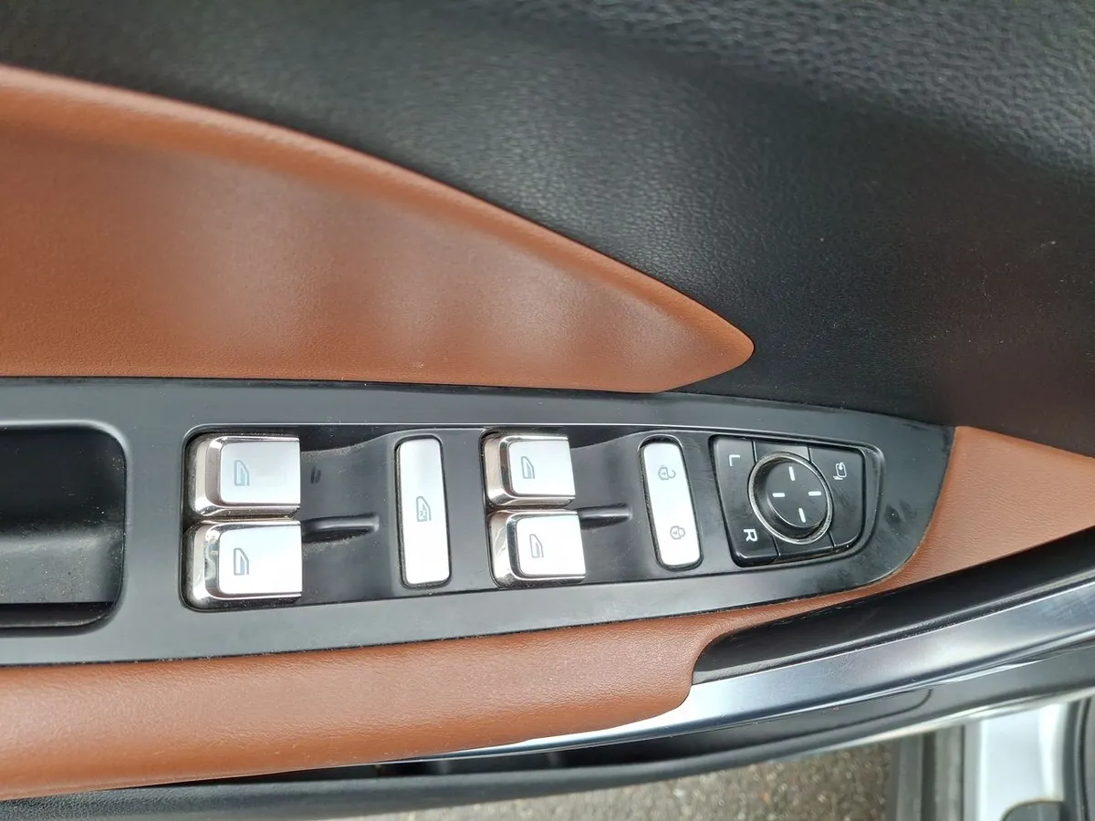 Geely Azkarra 1.5t Luxury 4x4 Dct 7at 5p año 2023