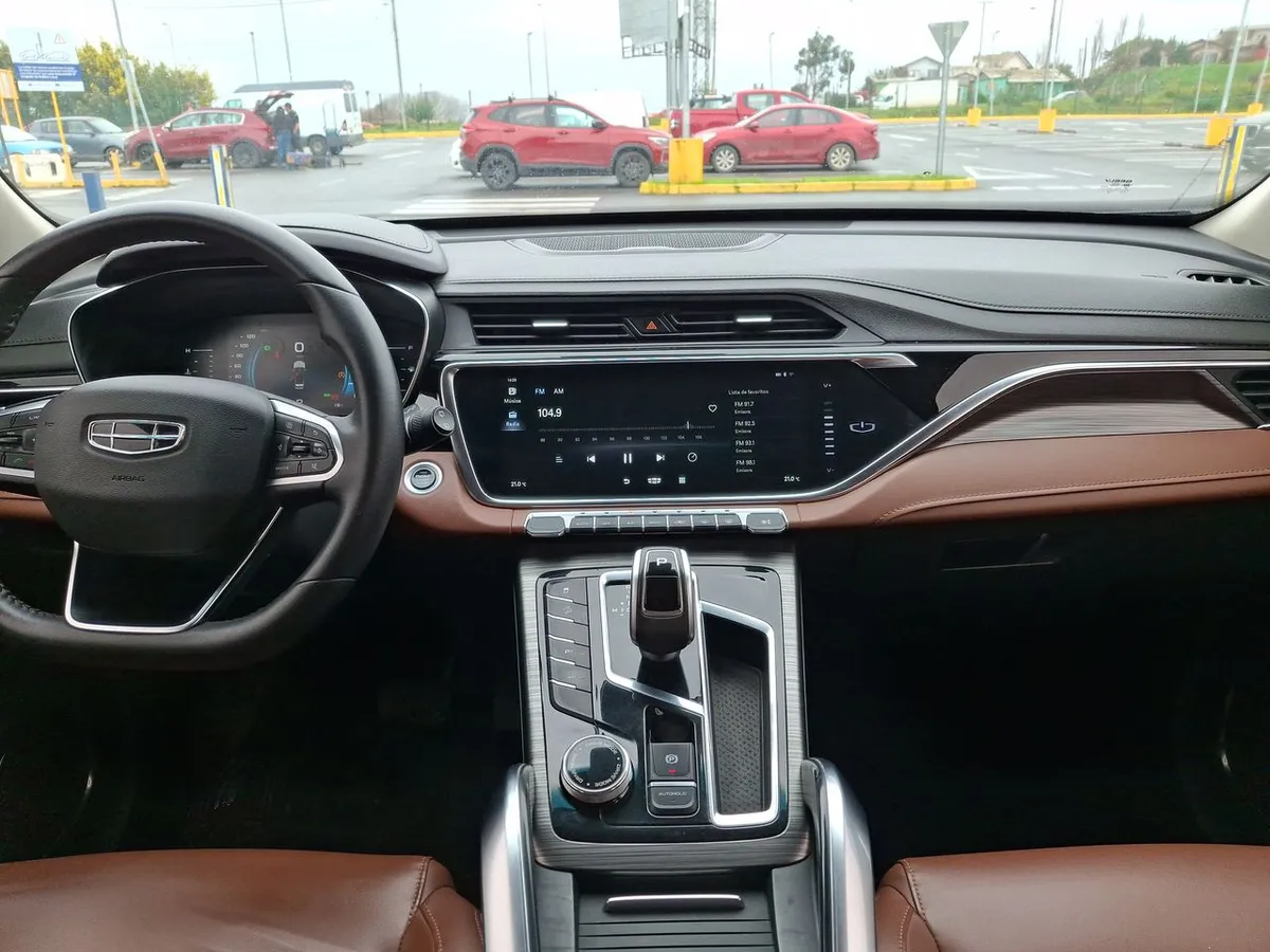 Geely Azkarra 1.5t Luxury 4x4 Dct 7at 5p año 2023