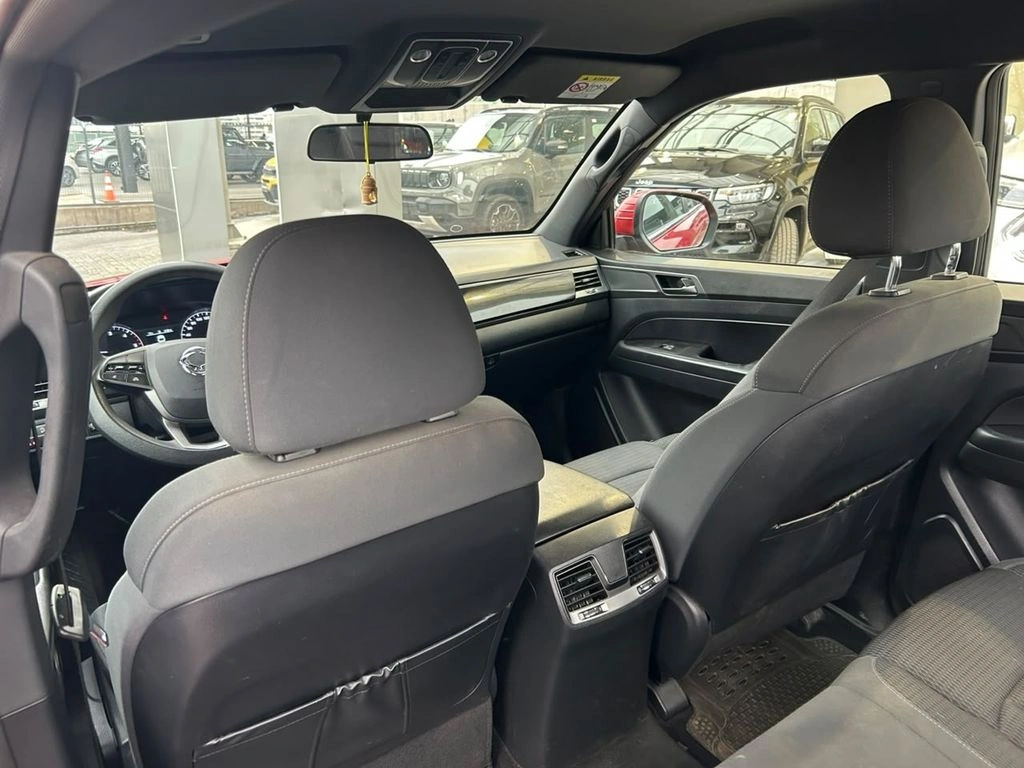 Ssangyong Grand Musso Glx 4x4 Mt año 2024