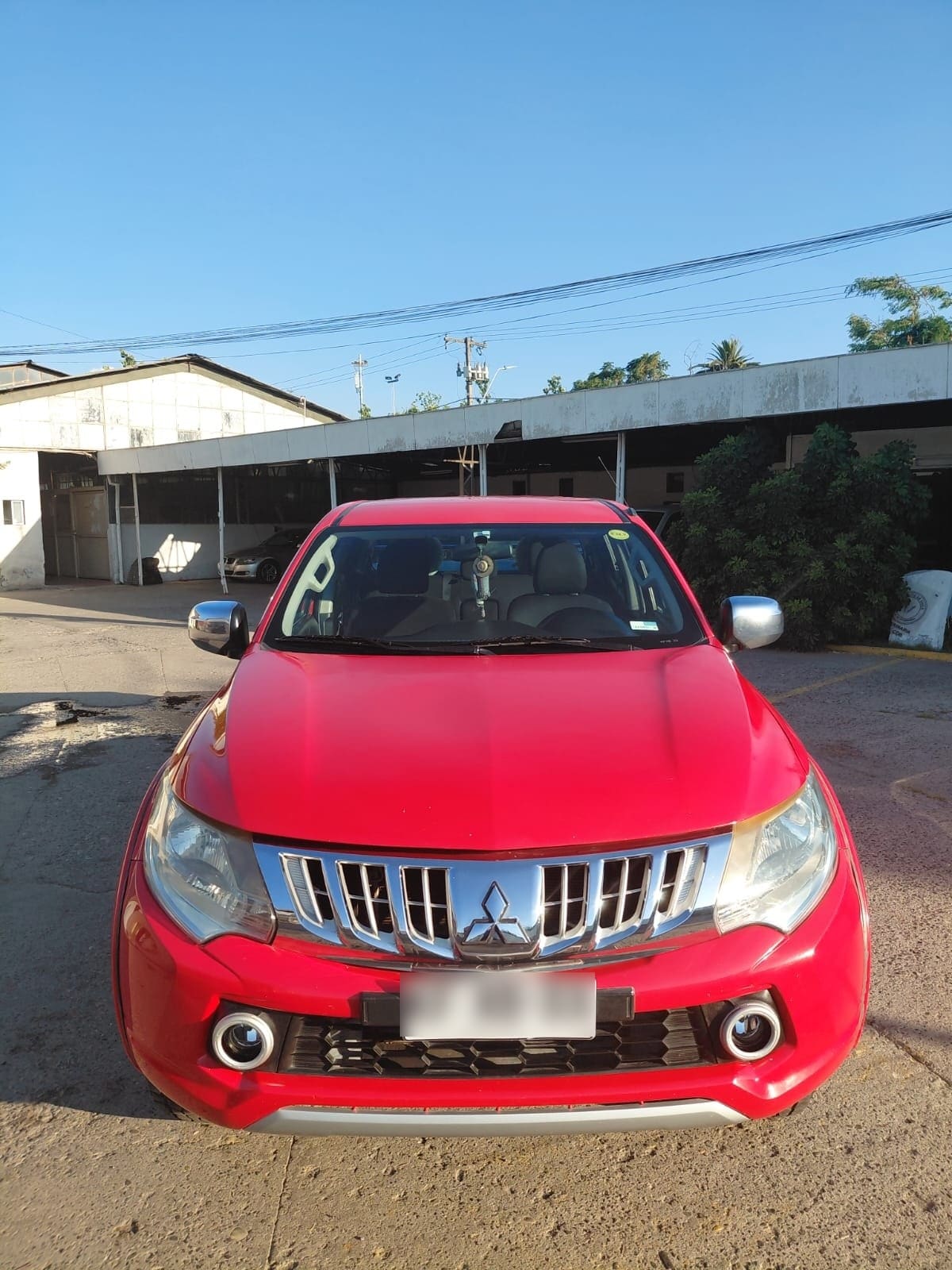 MITSUBISHI L200 2.4 Work Cr Wf Mt 4x2 Diesel año 2018