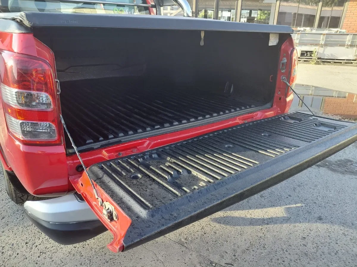 MITSUBISHI L200 2.4 Work Cr Wf Mt 4x2 Diesel año 2018