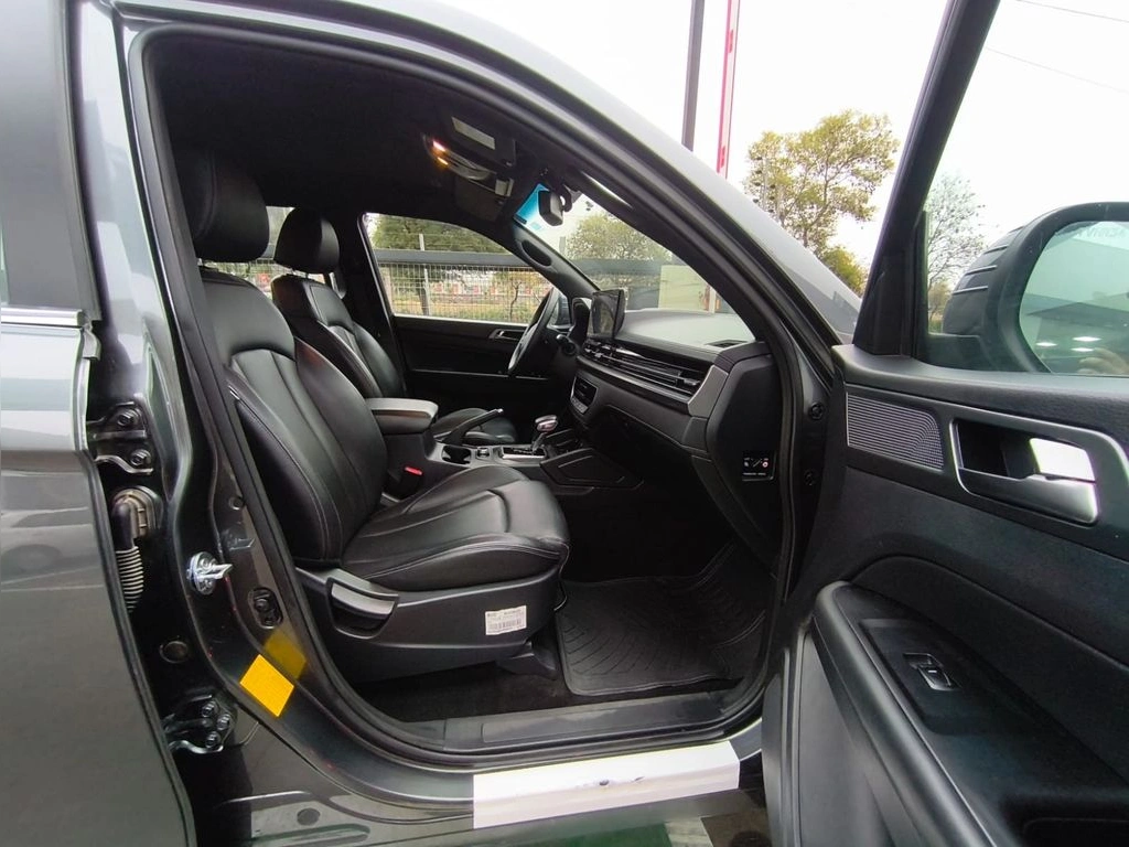 Ssangyong Grand Musso Limited 2.2 At 4x4 Dsl año 2025