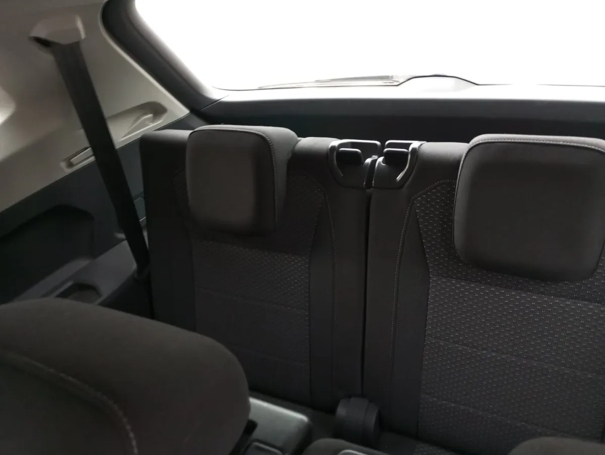 VOLKSWAGEN TIGUAN 1.4 Tsi Trendline 150hp Mt año 2018