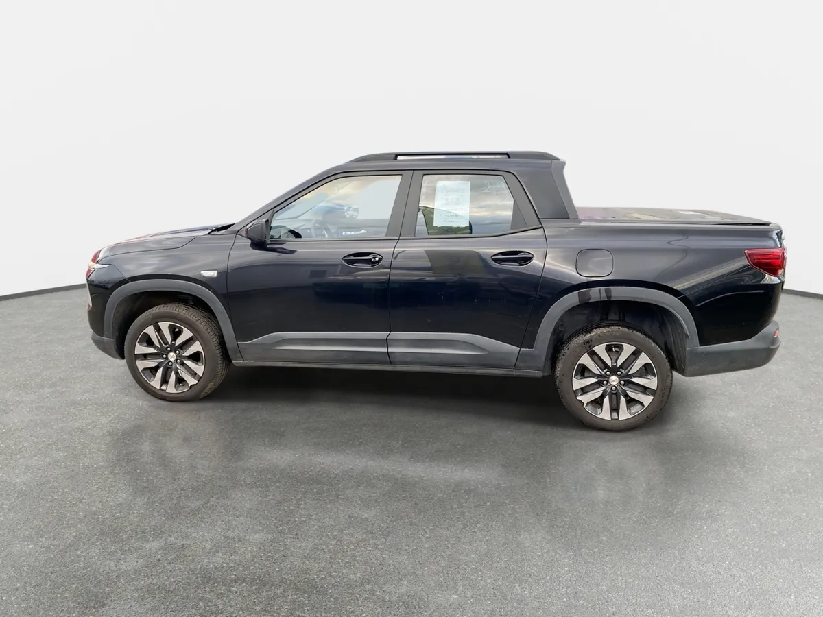 Chevrolet Montana 1.2t Lt R 4x2 Mt 4p año 2024
