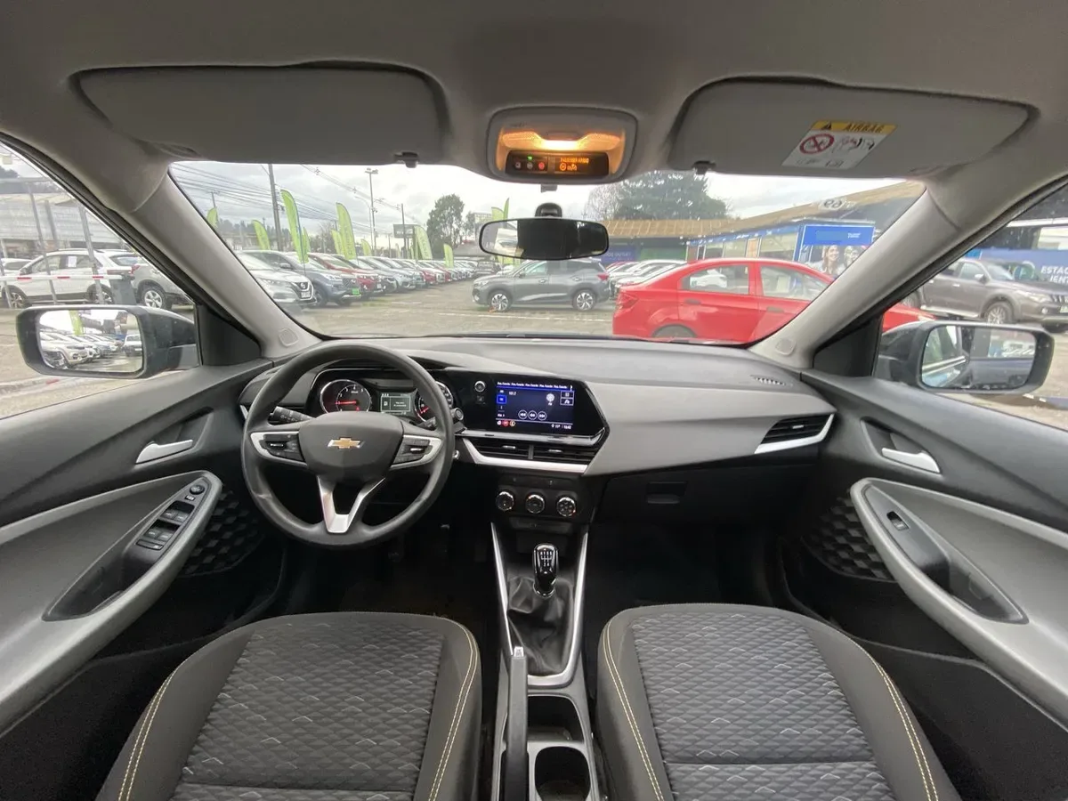 Chevrolet Montana 1.2t Lt R 4x2 Mt 4p año 2024