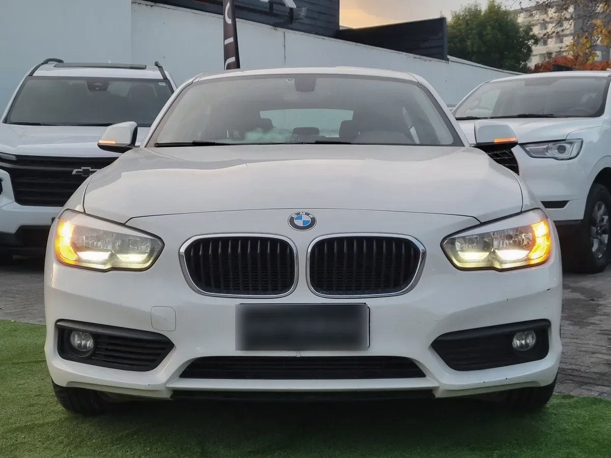 BMW 118 1.5 I 5 Puertas Lci At año 2017