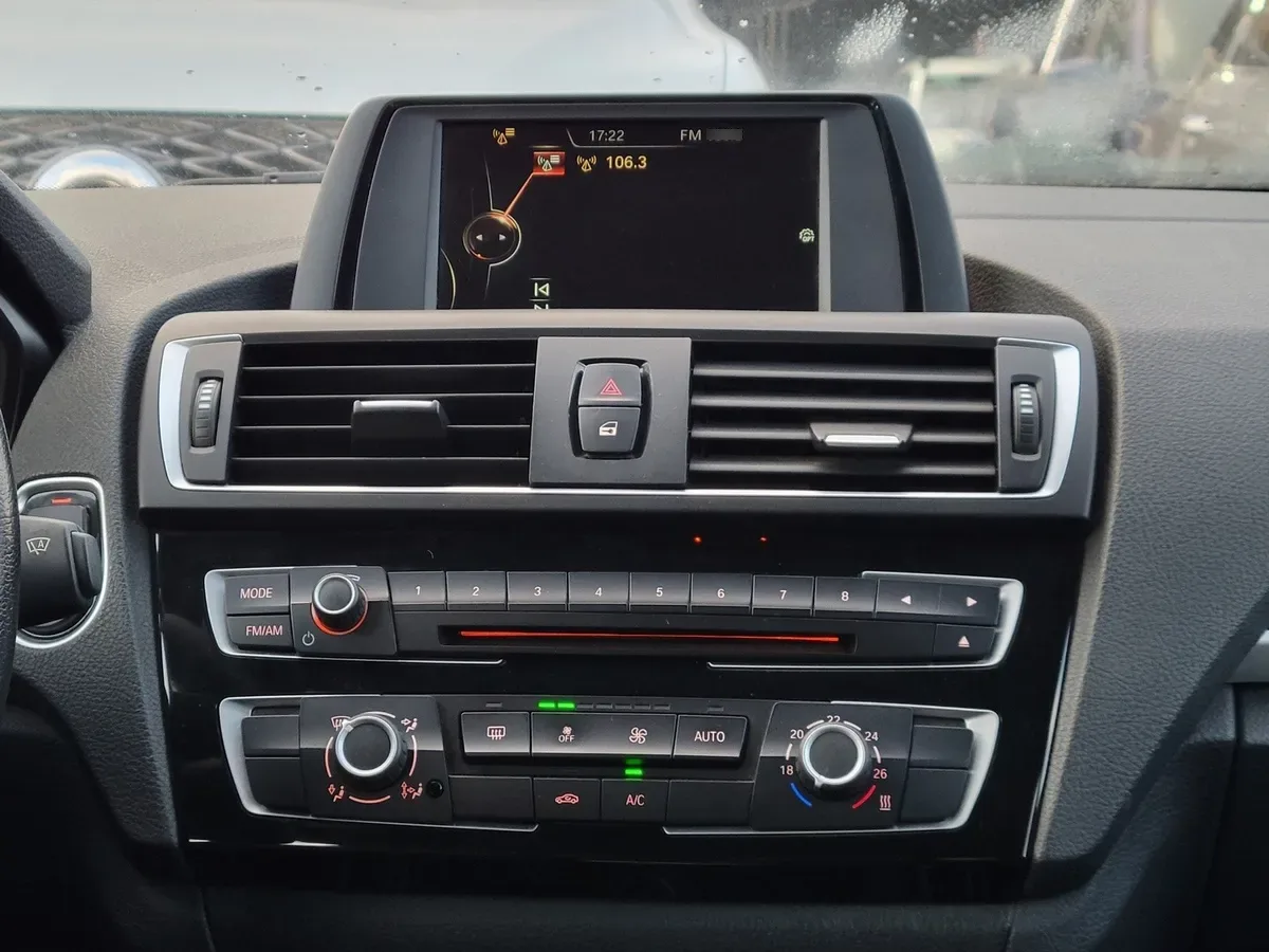 BMW 118 1.5 I 5 Puertas Lci At año 2017