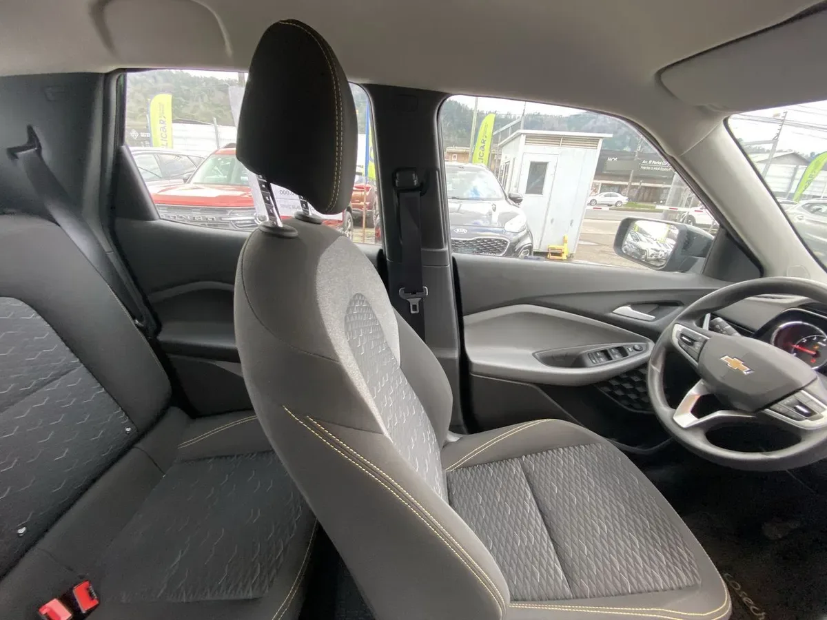 Chevrolet Montana 1.2t Lt R 4x2 Mt 4p año 2024
