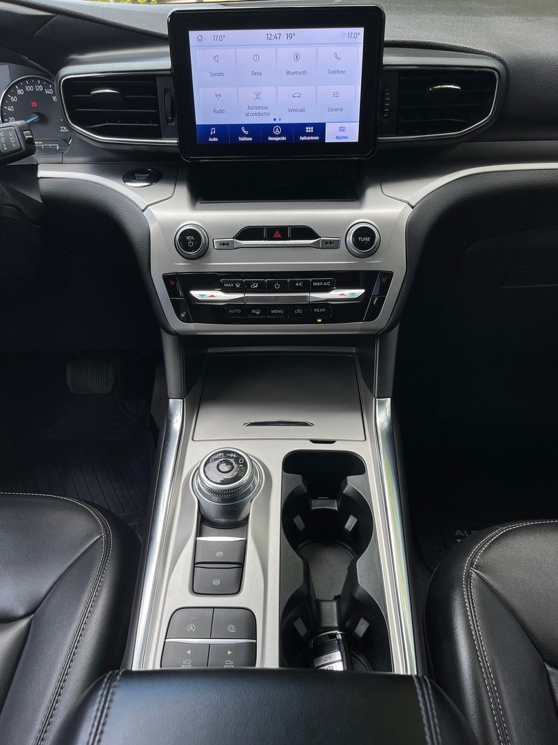 FORD EXPLORER 2.3 Xlt At año 2022