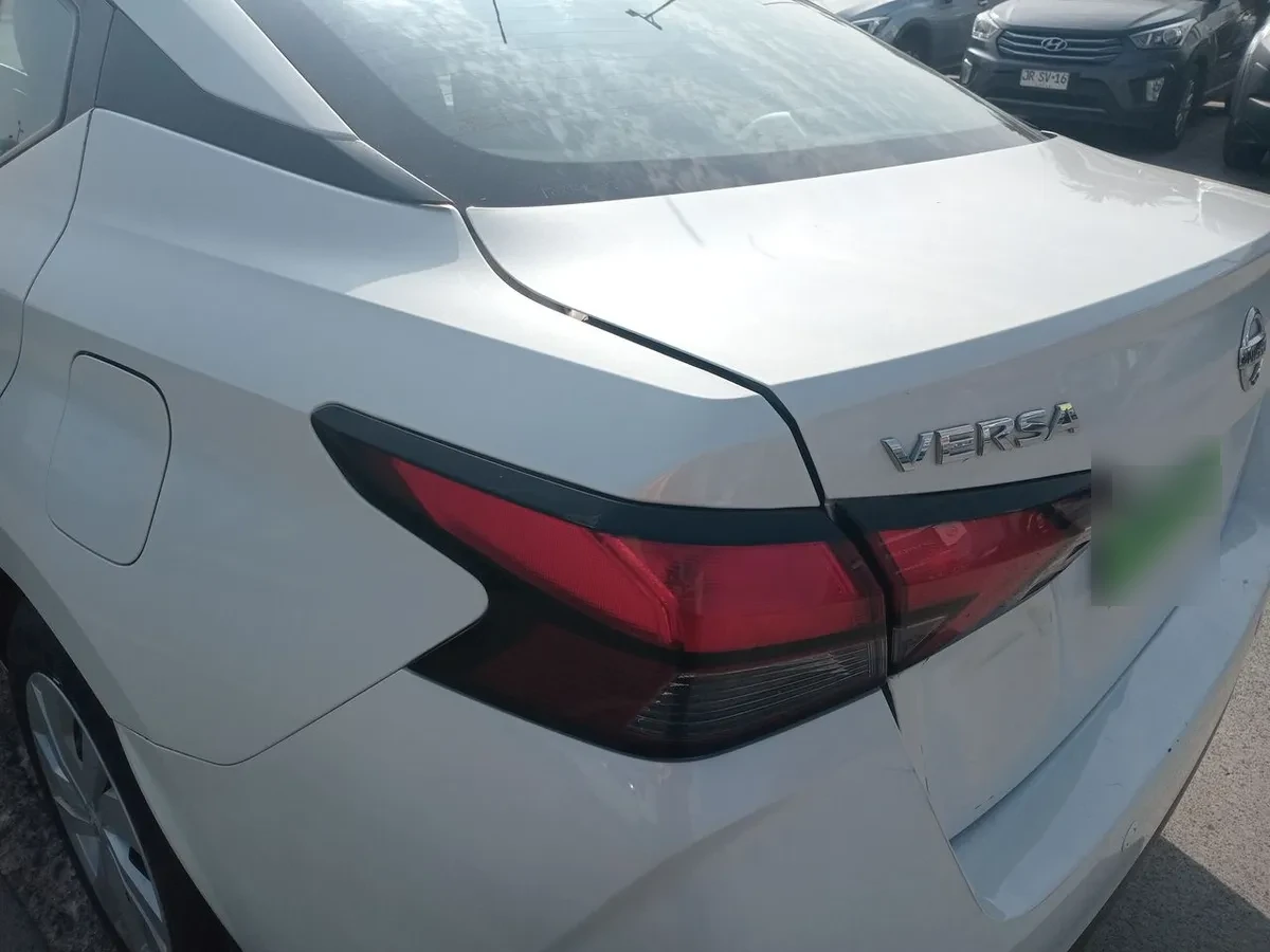 Nissan Versa 1.6 Sense 4x2 Cvt At 4p año 2022