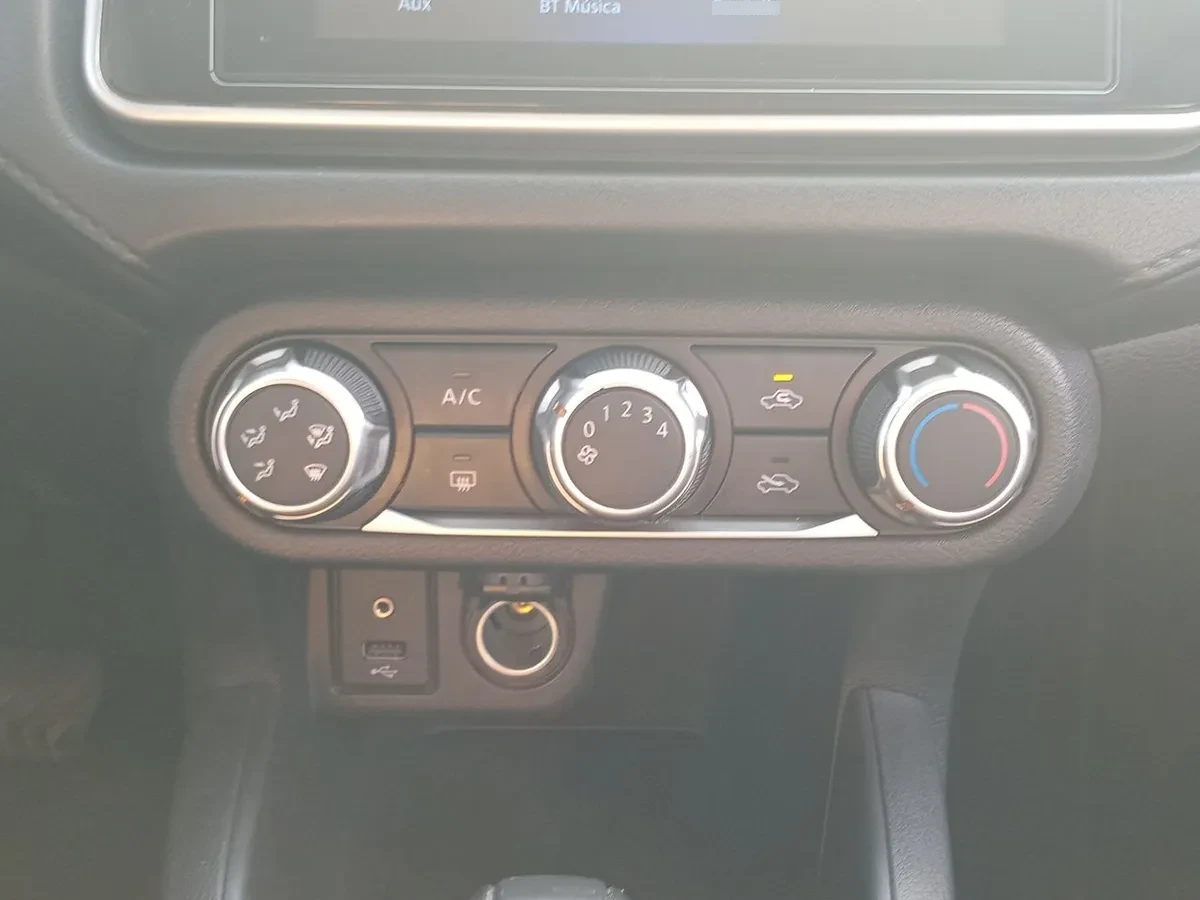 Nissan Versa 1.6 Sense 4x2 Cvt At 4p año 2022