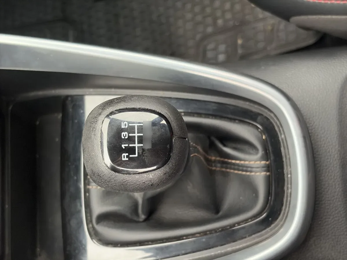Chevrolet Groove 1.5 Premier 4x2 Mt 5p año 2023