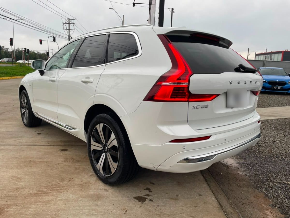 Volvo Xc60 T8 Recharge 4x4 año 2024