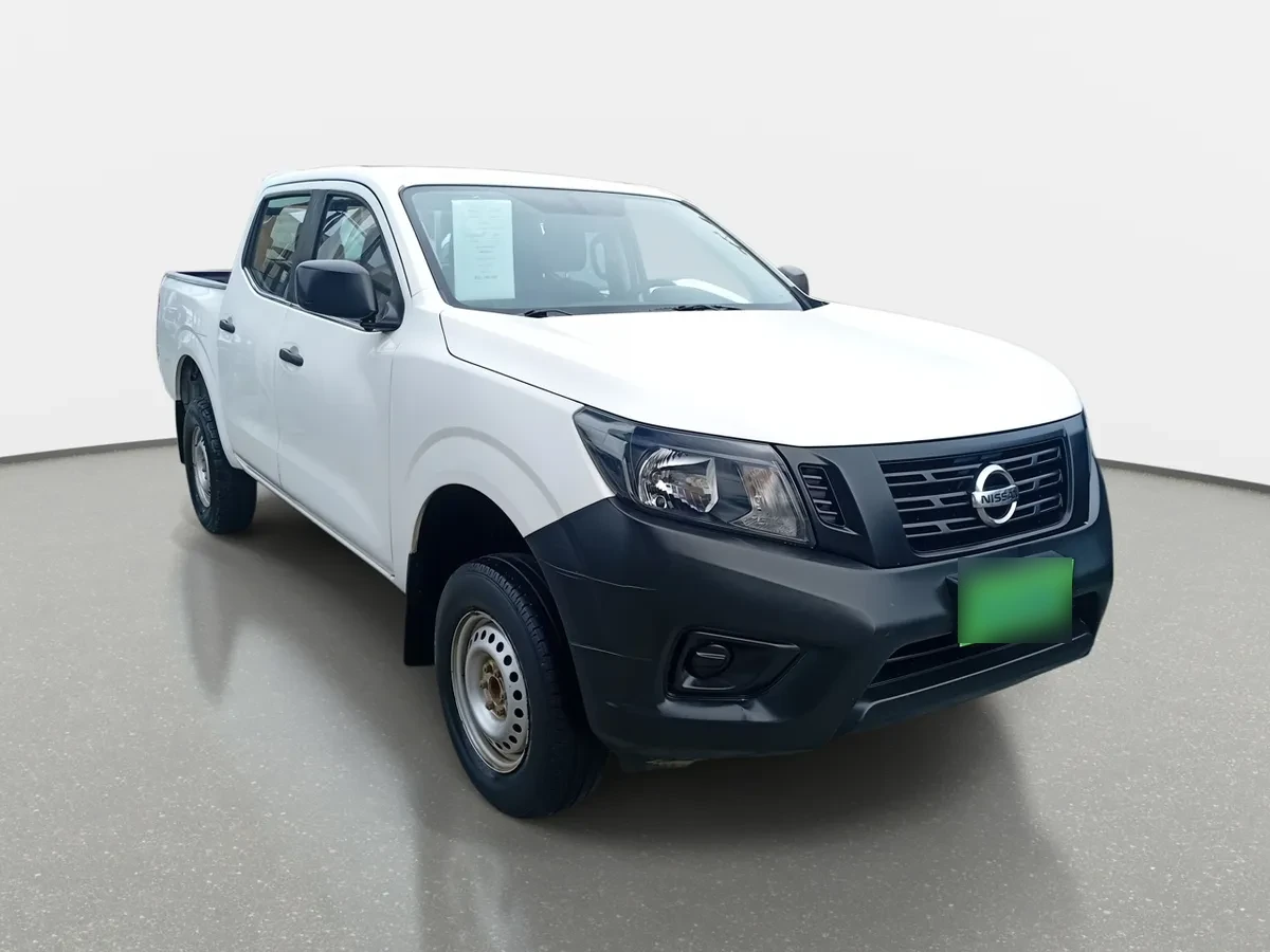 Nissan Np300 2.5 S Dob. Cab. Mt 4p año 2018