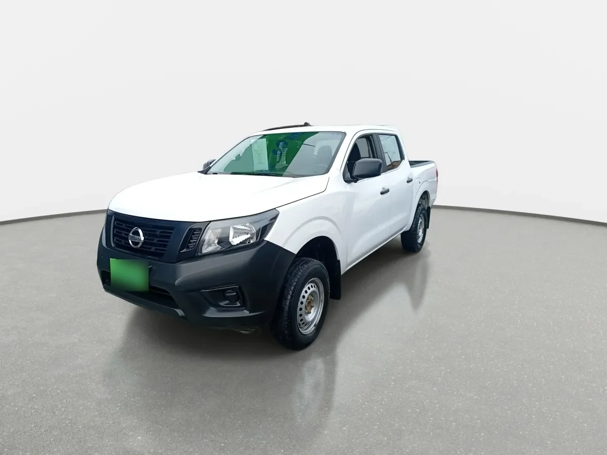 Nissan Np300 2.5 S Dob. Cab. Mt 4p año 2018