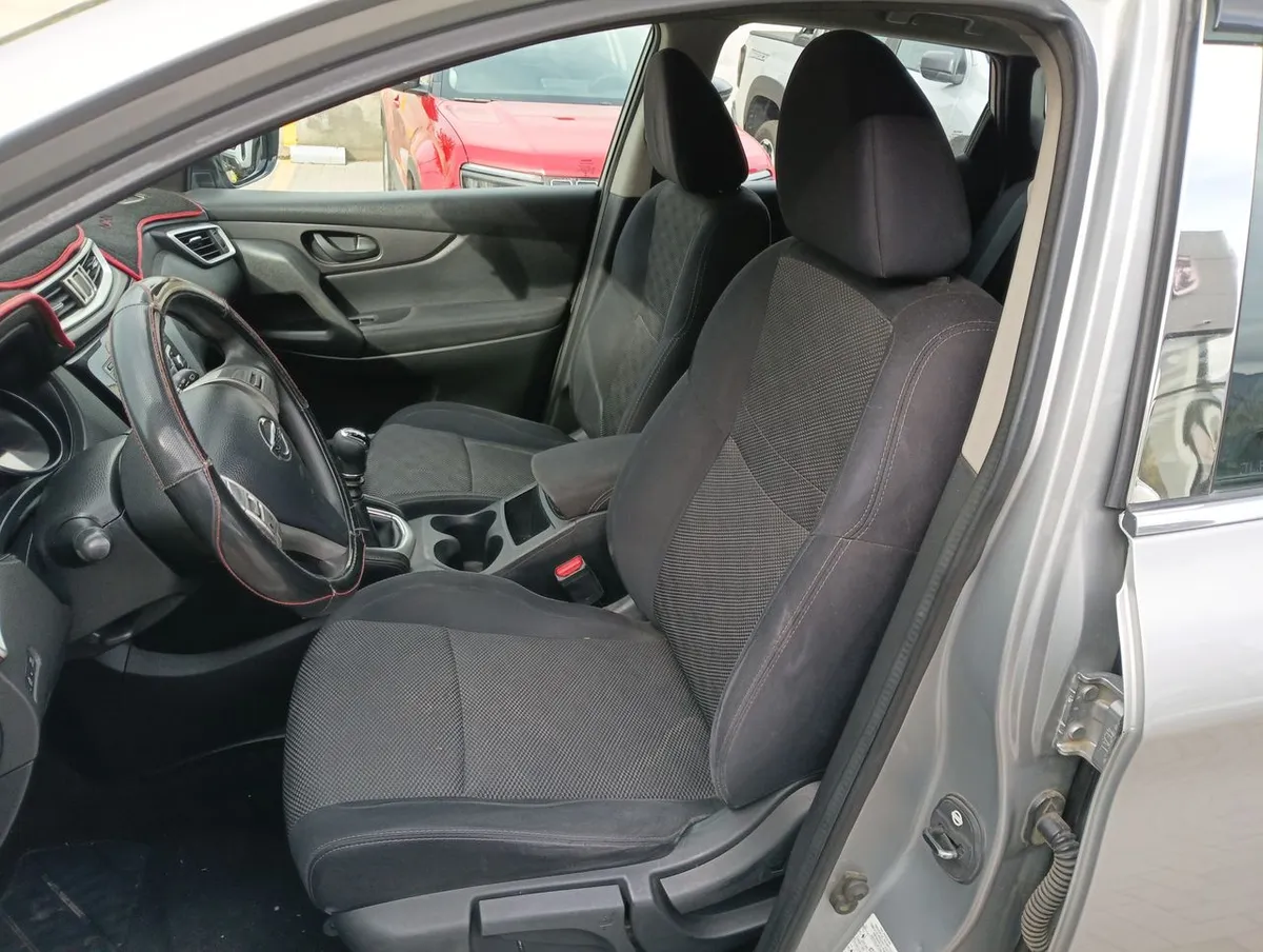 Nissan Qashqai 2.0 Sense 4x2 Mt 5p año 2017