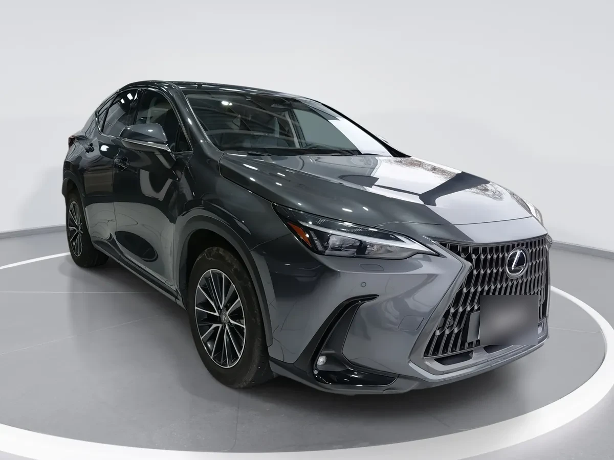 Lexus Nx450 2.5 Premium Phev Hybrid Awd At 5p año 2025