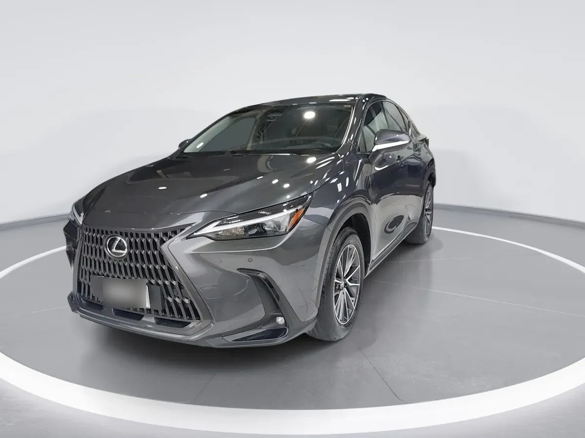 Lexus Nx450 2.5 Premium Phev Hybrid Awd At 5p año 2025