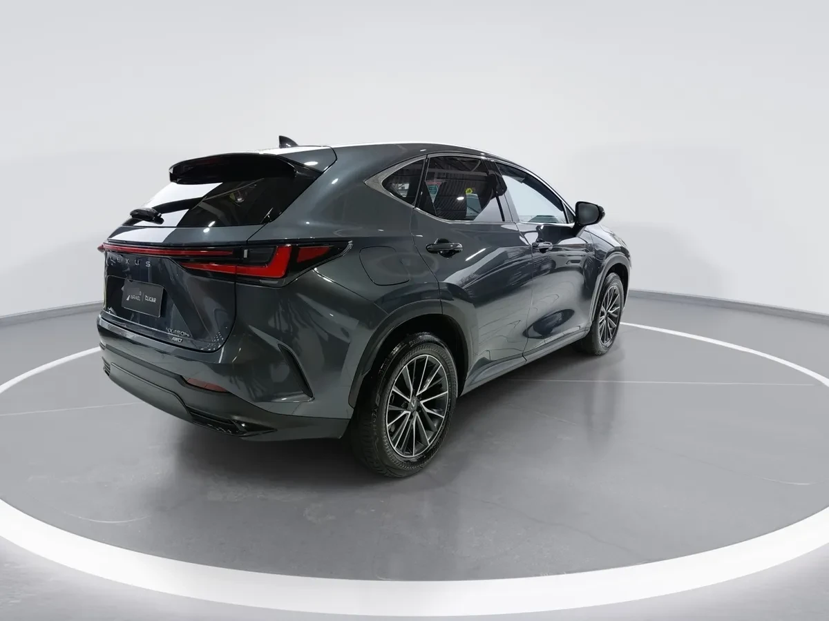 Lexus Nx450 2.5 Premium Phev Hybrid Awd At 5p año 2025