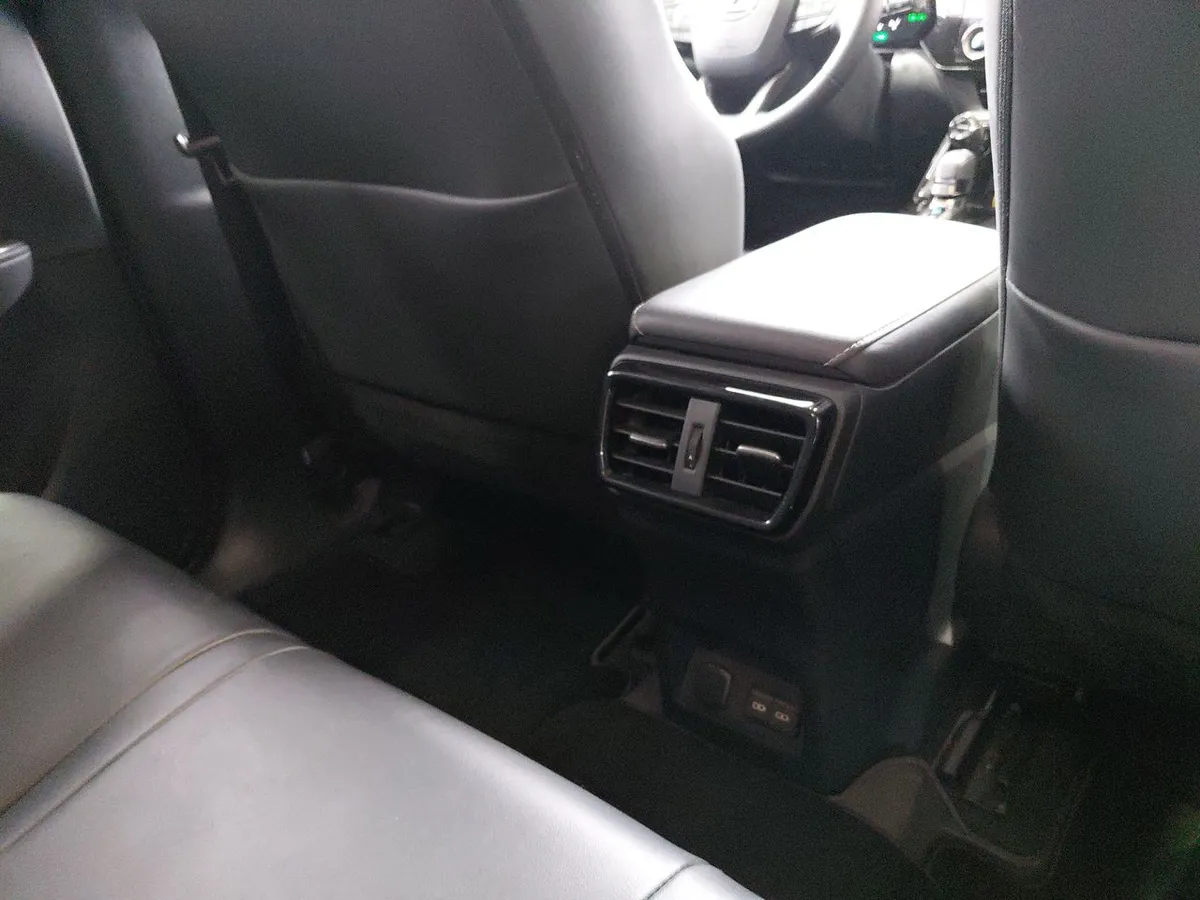 Lexus Nx450 2.5 Premium Phev Hybrid Awd At 5p año 2025
