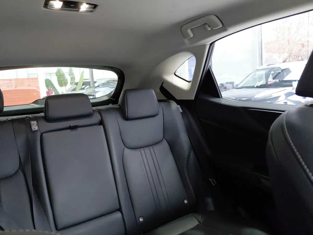 Lexus Nx450 2.5 Premium Phev Hybrid Awd At 5p año 2025