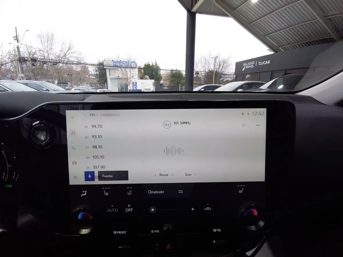 Lexus Nx450 2.5 Premium Phev Hybrid Awd At 5p año 2025
