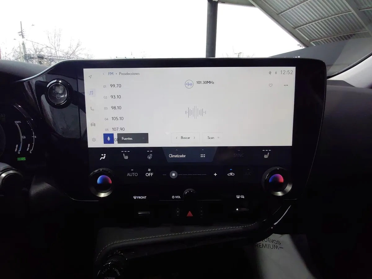 Lexus Nx450 2.5 Premium Phev Hybrid Awd At 5p año 2025