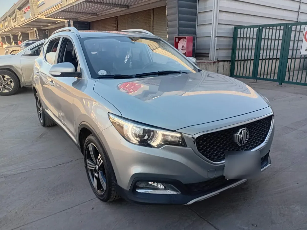 MG Mg Zs 1.5 Comfort 4x2 At 5p año 2024