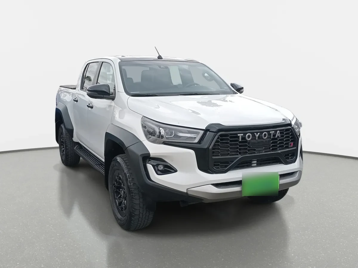 Toyota Hilux 2.8 Gr-S Diesel 4x4 Dob. Cab. At 4p año 2024