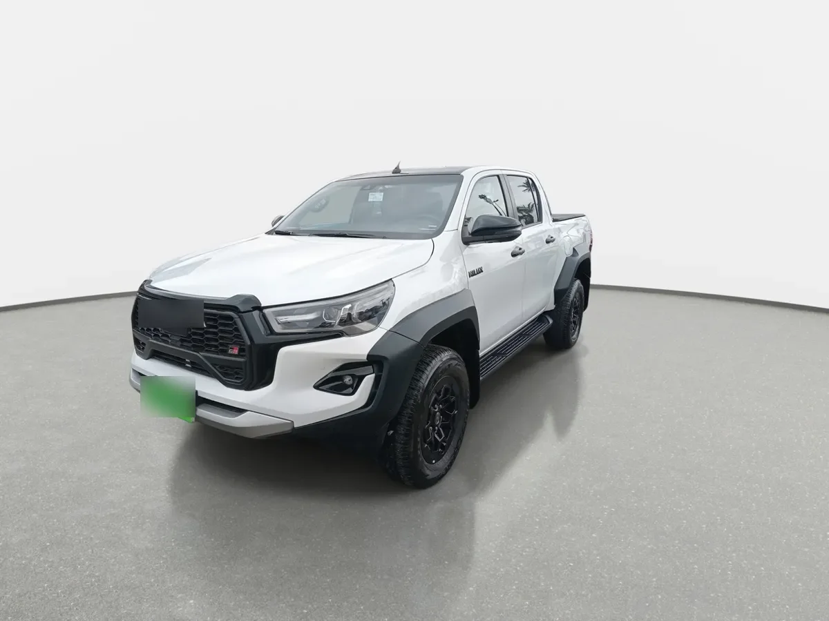 Toyota Hilux 2.8 Gr-S Diesel 4x4 Dob. Cab. At 4p año 2024