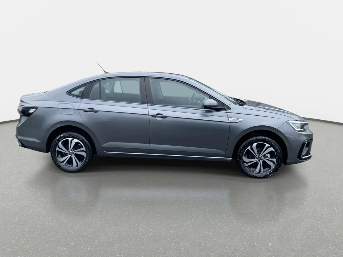 Volkswagen Virtus 1.0 Tsi Comfortline Plus 4x2 At 4p año 2026