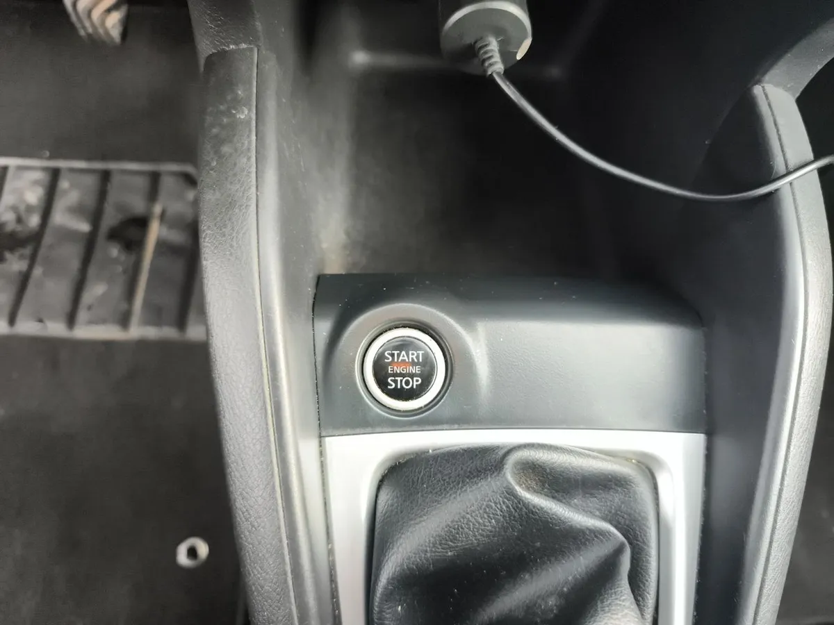 Nissan Kicks 1.6 Sense 4x2 Mt 5p año 2021