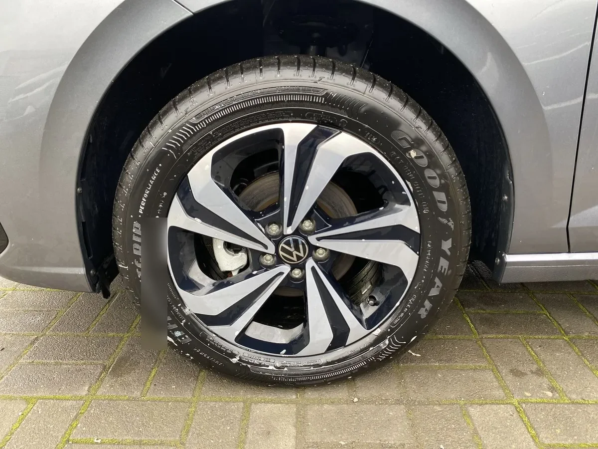 Volkswagen Virtus 1.0 Tsi Comfortline Plus 4x2 At 4p año 2026