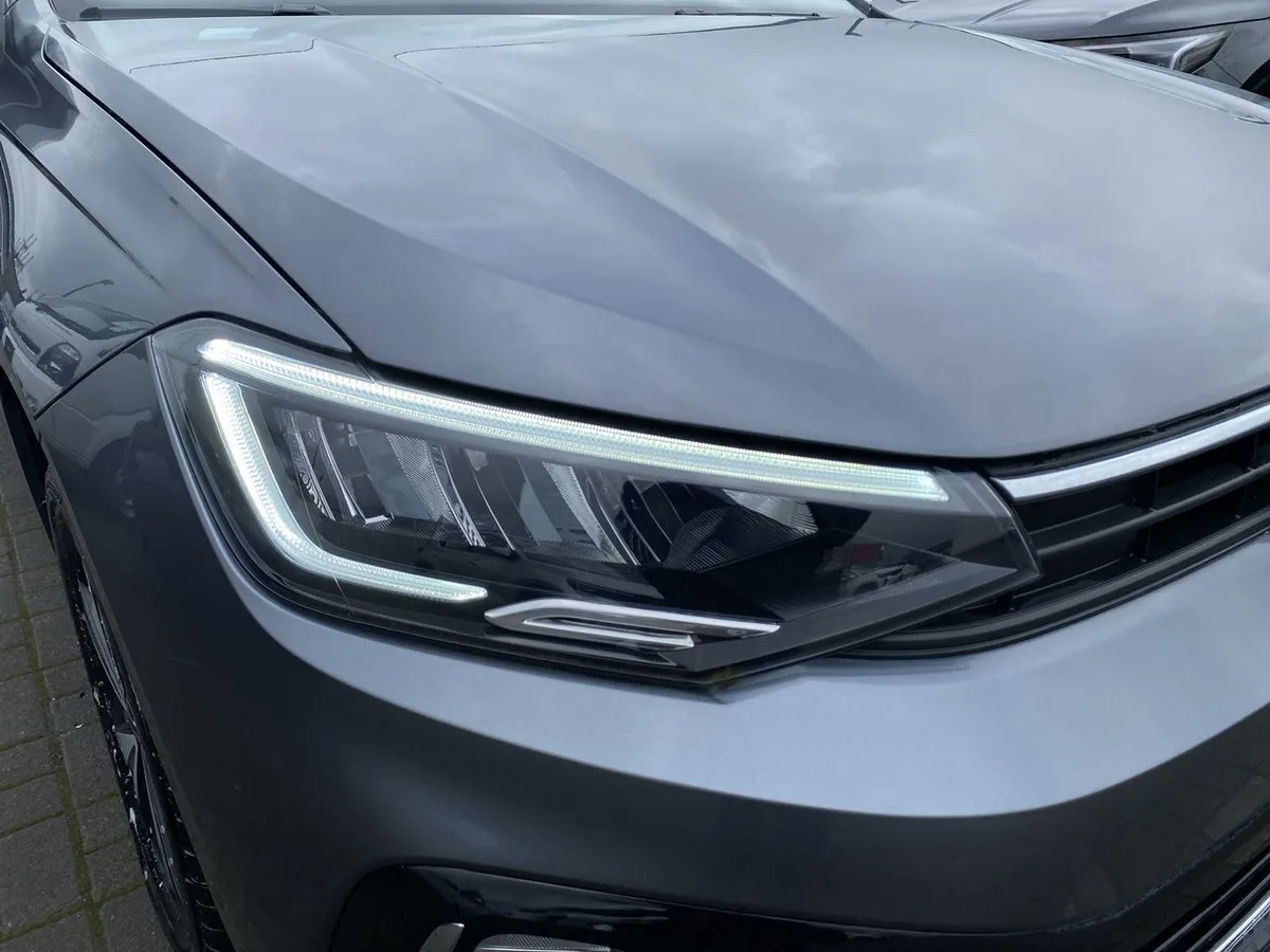 Volkswagen Virtus 1.0 Tsi Comfortline Plus 4x2 At 4p año 2026