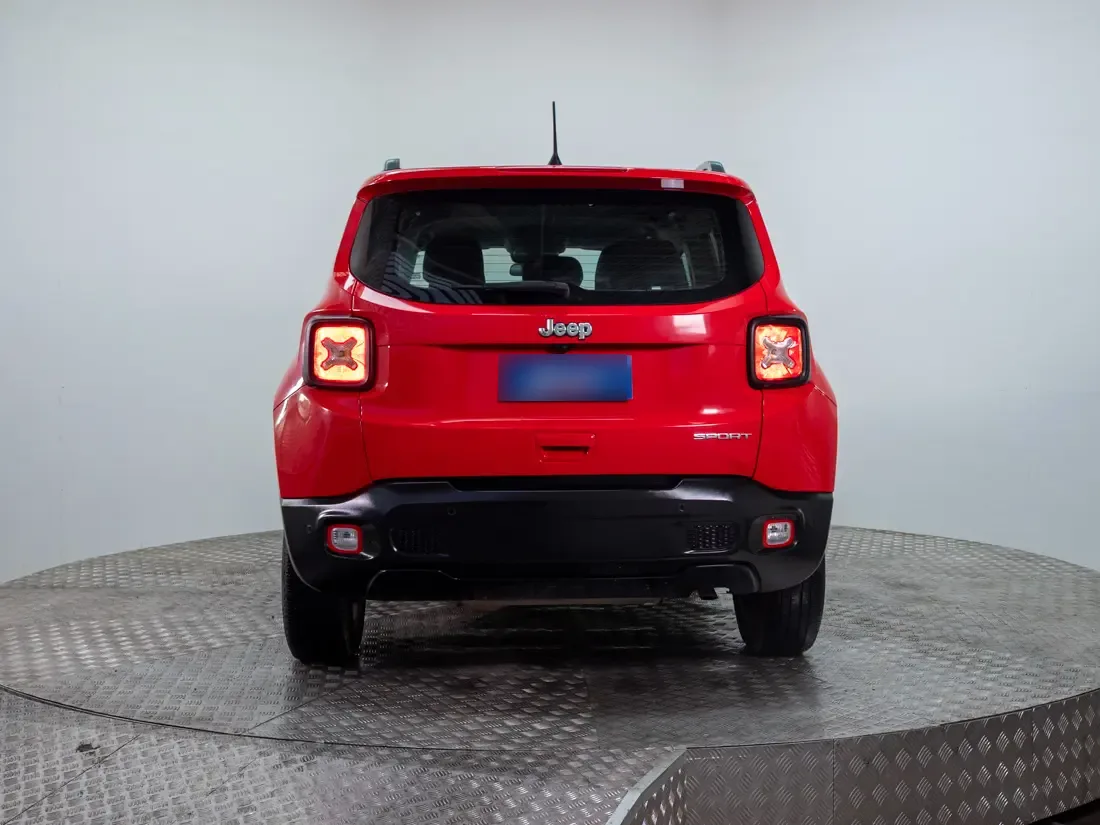 Jeep Renegade 1.8 Sport Lx Mt año 2021