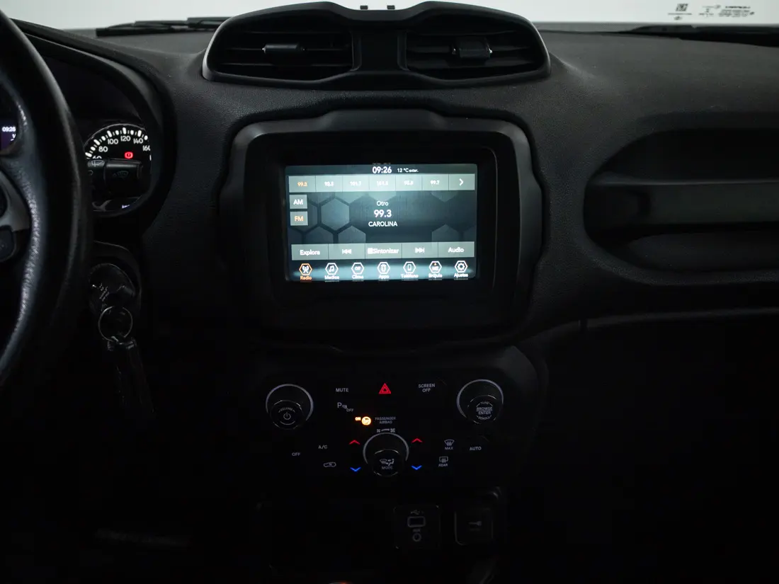 Jeep Renegade 1.8 Sport Lx Mt año 2021
