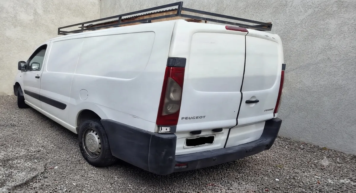 PEUGEOT EXPERT 1.6 Furgon L2h1 Hdi Packnav Mt Diesel año 2013