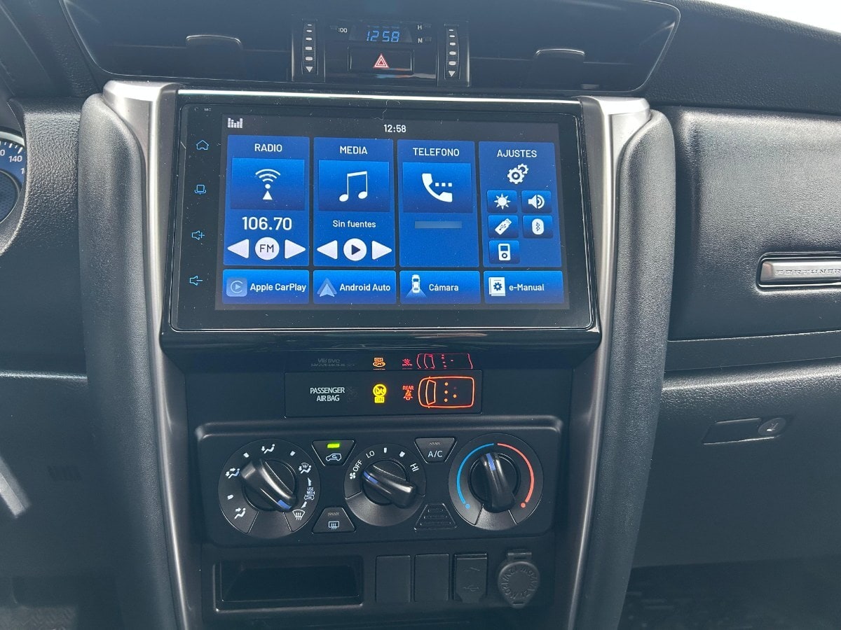 Toyota Fortuner Srv 2.7 Aut año 2022