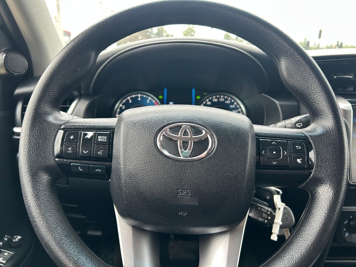 Toyota Fortuner Srv 2.7 Aut año 2022