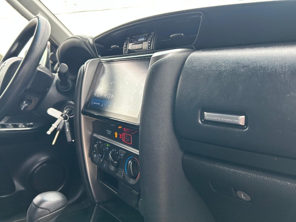 Toyota Fortuner Srv 2.7 Aut año 2022