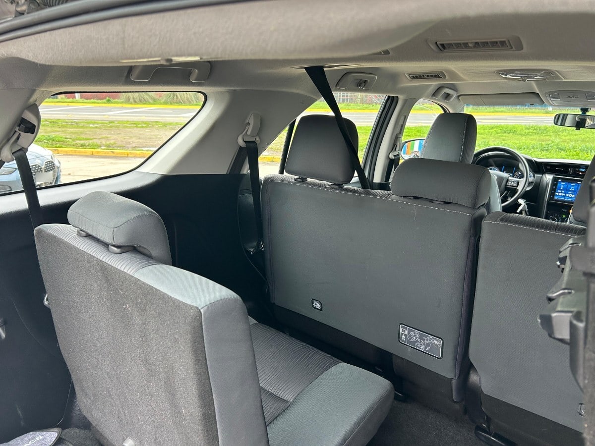 Toyota Fortuner Srv 2.7 Aut año 2022