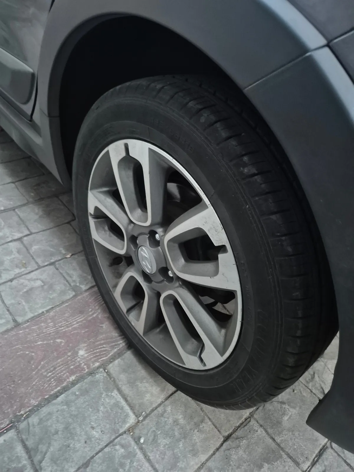 HYUNDAI I-20 1.4 Activel 2ab Abs Mt año 2018