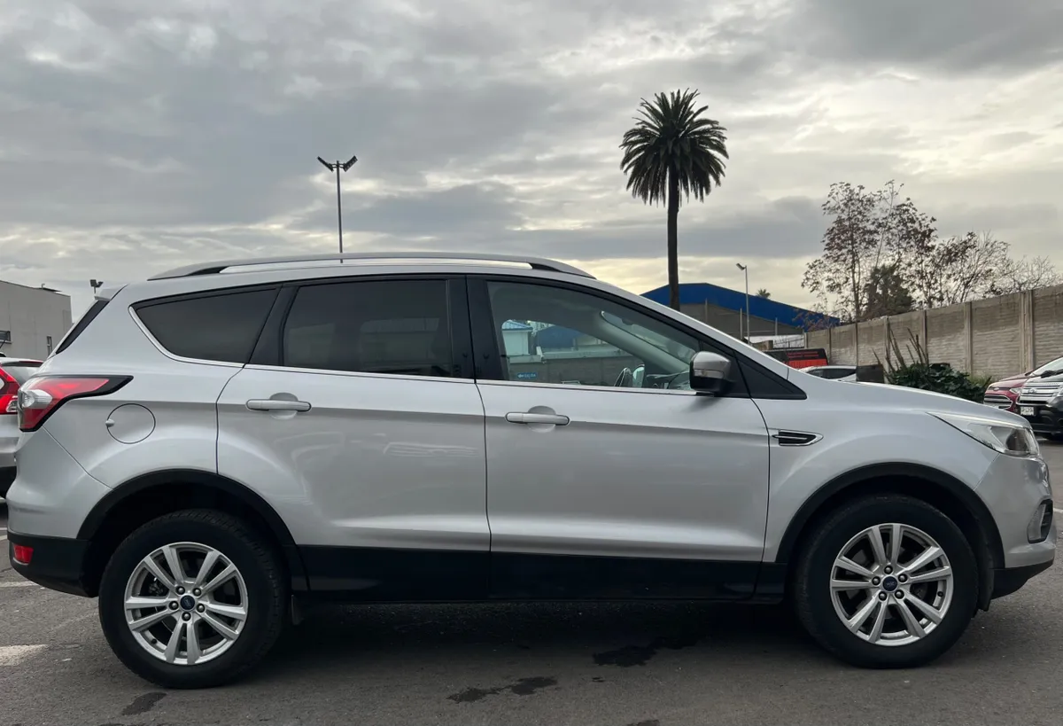 Ford Escape 2.5 Aut año 2019