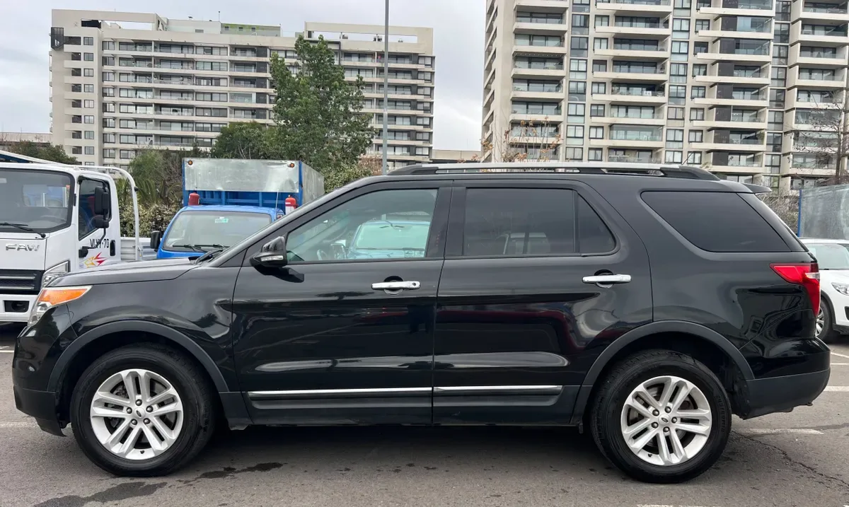 Ford Explorer 3.5 Xlt Auto 4wd año 2014